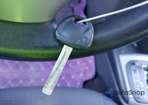 2011 Hyundai Elantra Touring Gls from USA, damaged, VIN KMHDC8AE8BU124042